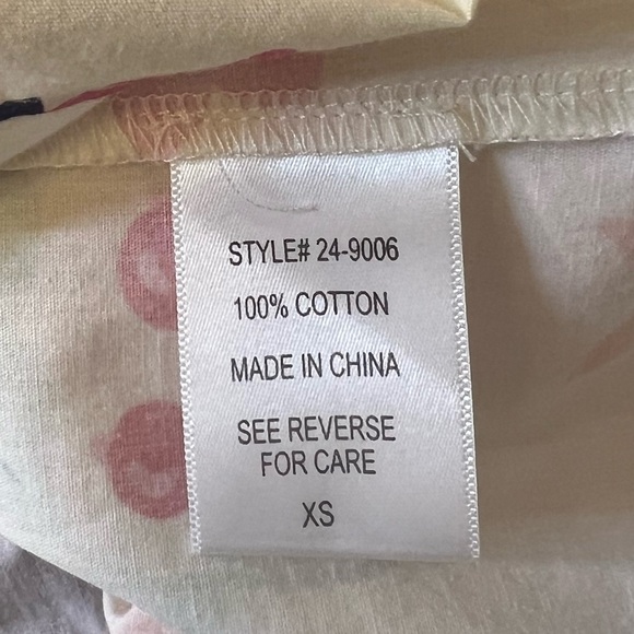 Sincerely‎ ours - Picture 8 of 8